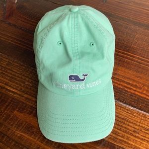 Vineyard Vines mint green whale hat